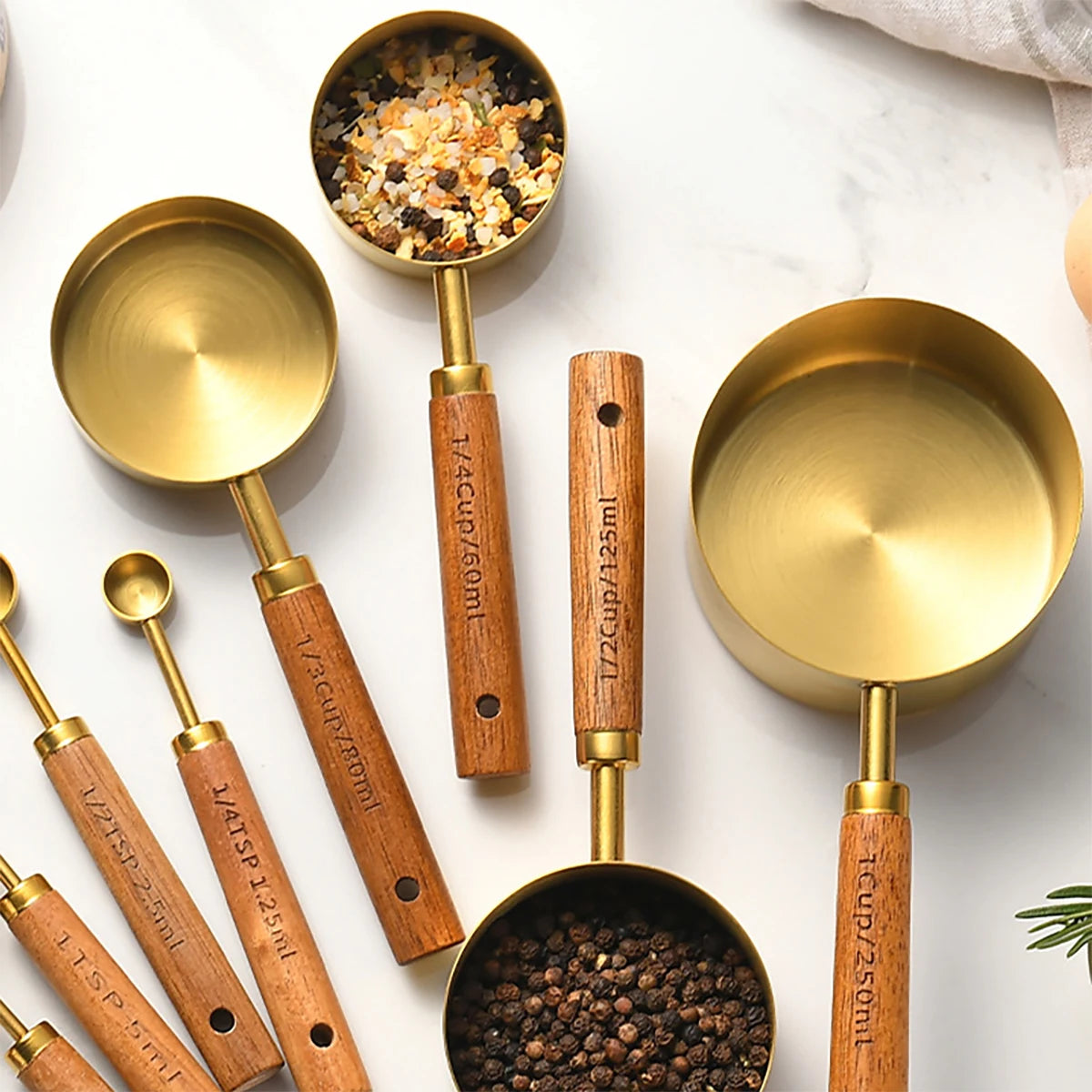 8pcs Gold Stainless Steel Measuring Cup Spoon Set Wooden Handle Baking Measuring Spoon Graduated Measuring Cup Kitchen Tools